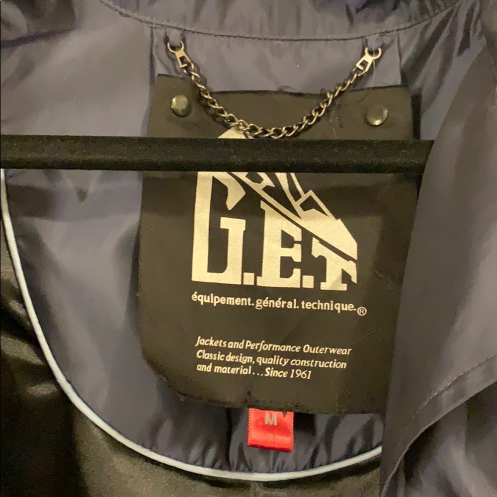 G.E.T. Coat - Picture 2 of 4